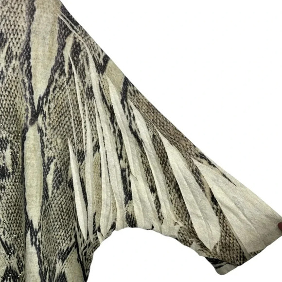 Vtg Y2K Vocal Grunge Sublimation Embellished Tunic XL Cream Black Animal Print - Picture 5 of 8